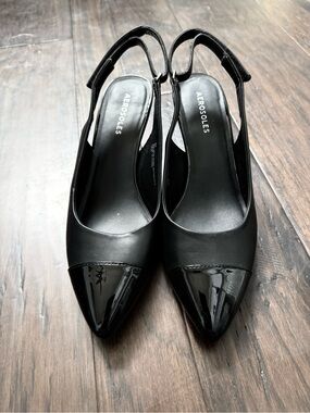 Aerosoles Womens Black Slingback Heels With Patent Leather Pointed Toe Size 9M